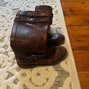 UGG brown Leather Boots
